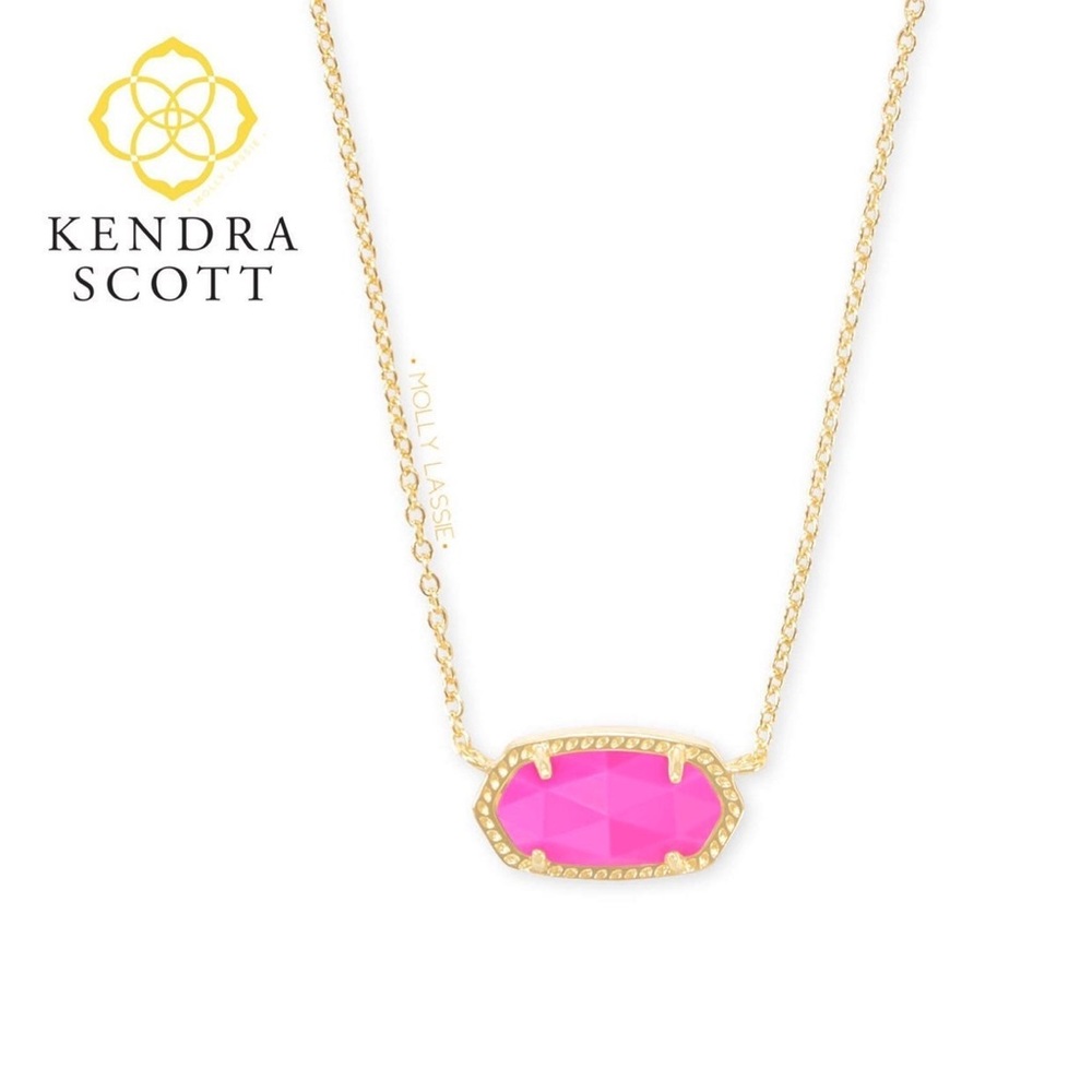 Kendra Scott Necklace !!